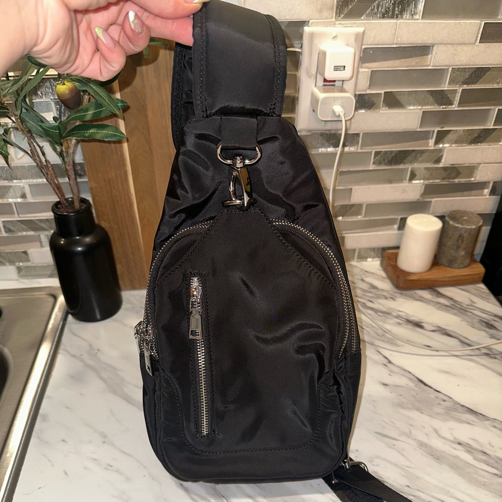 Black Men's Sling Bag - Stylish Everyday Carry - Never Used